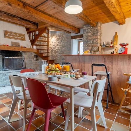 Maison De Village Au Coeur Des Remparts Sainte-Eulalie-de-Cernon Екстер'єр фото
